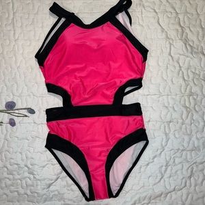 1 piece Fuchsia swimsuit.